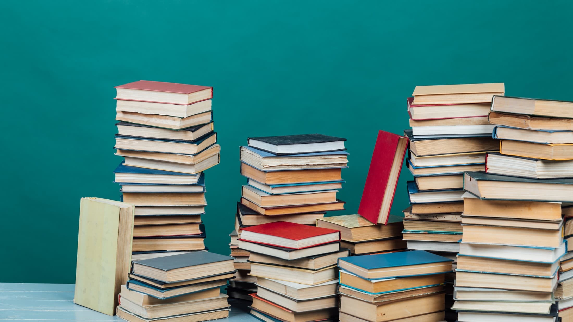 The Rise of Onyx Storm: How BookTok is Breaking Records