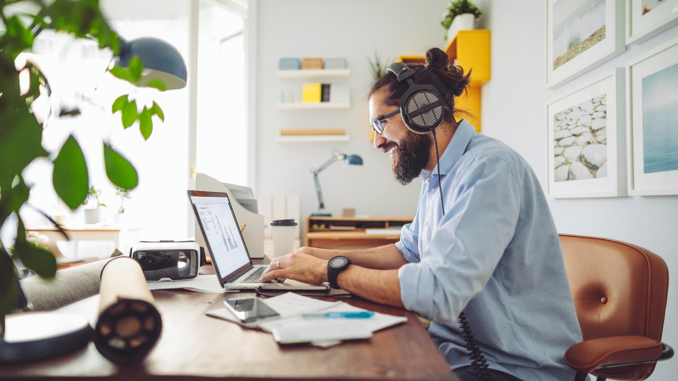 Social Media Strategies for Financial Services